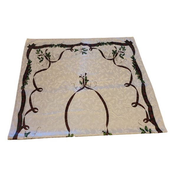 Lenox Rectangular Table Cover and Kitchen Towel Ribbon Holly Set of 2 - Picture 8 of 12